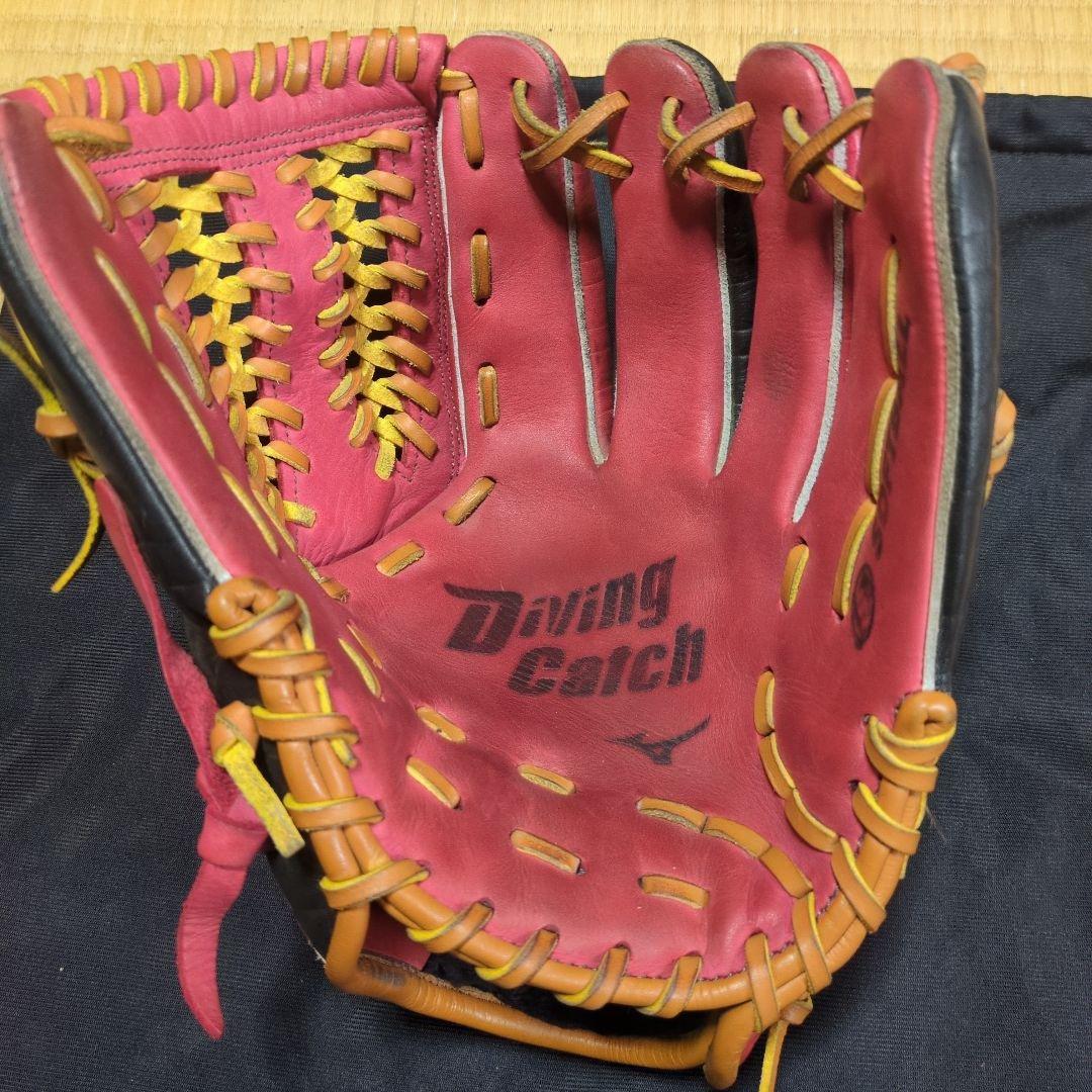 Mizunoグローブ 赤