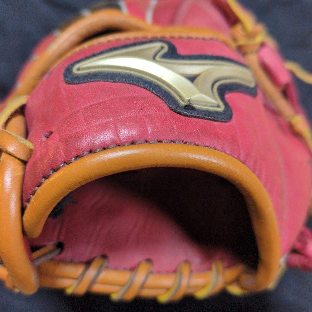 Mizunoグローブ 赤