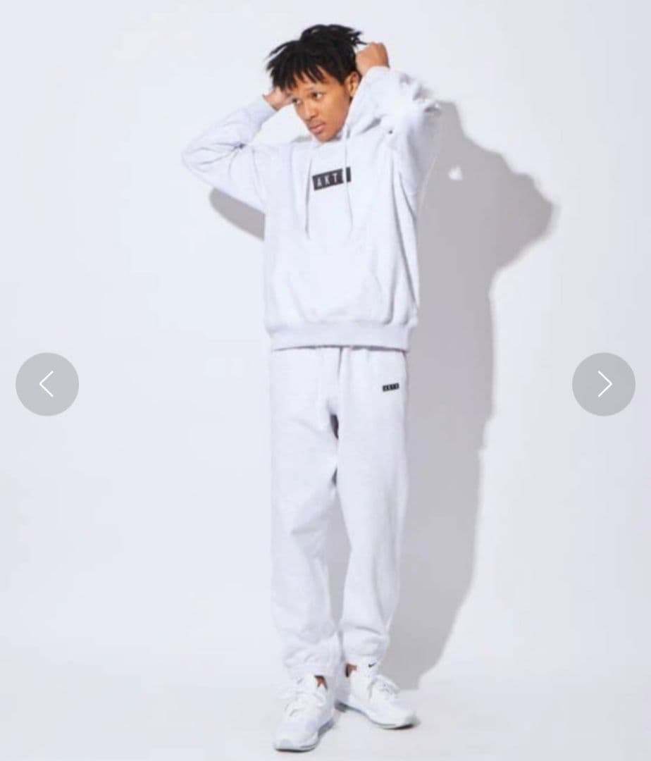 AKTR グレー フーディ XL