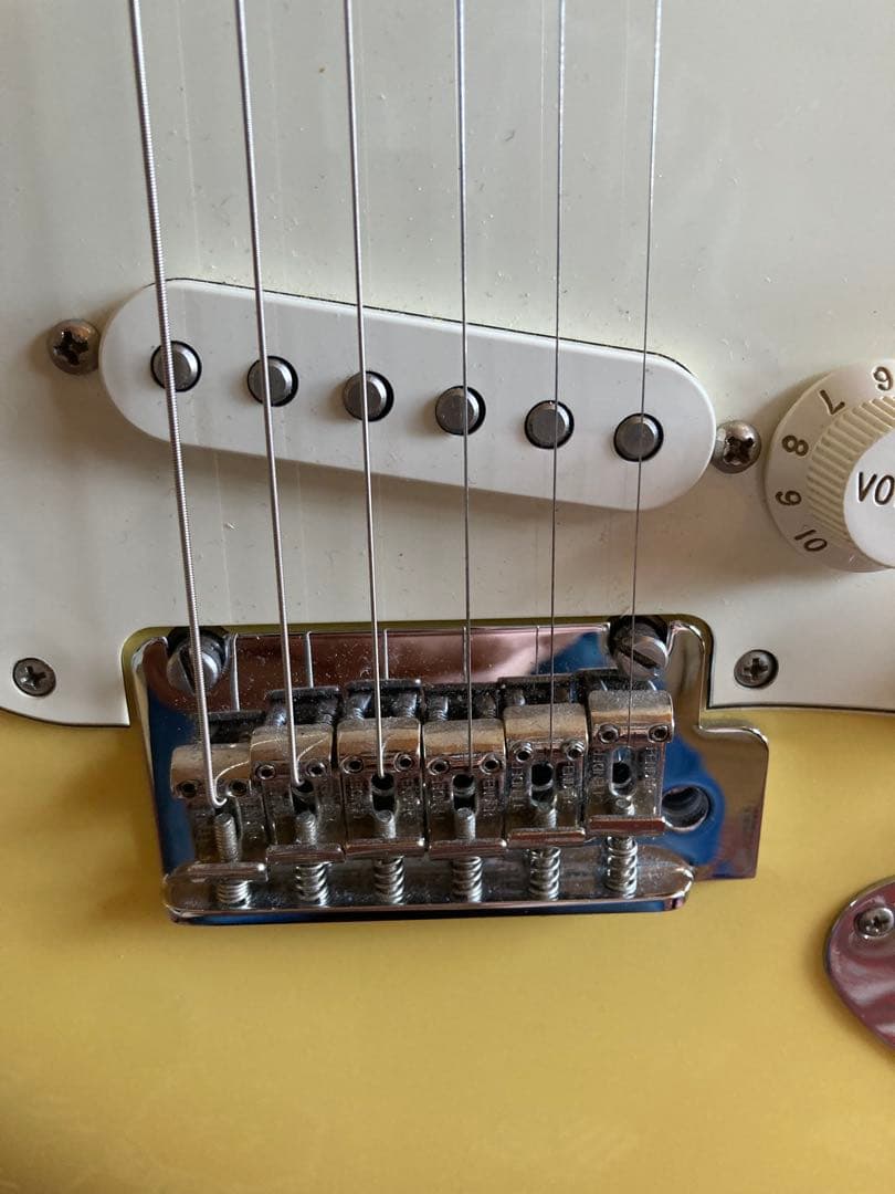 ギター Fender Mexico Stratocaster buttercream