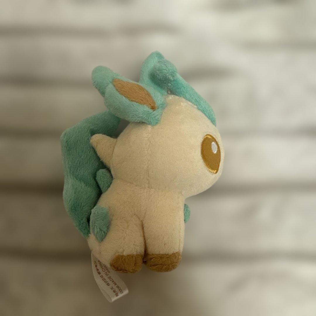 ポケモンセンター　リーフィア　ぬいぐるみ　ポケドール