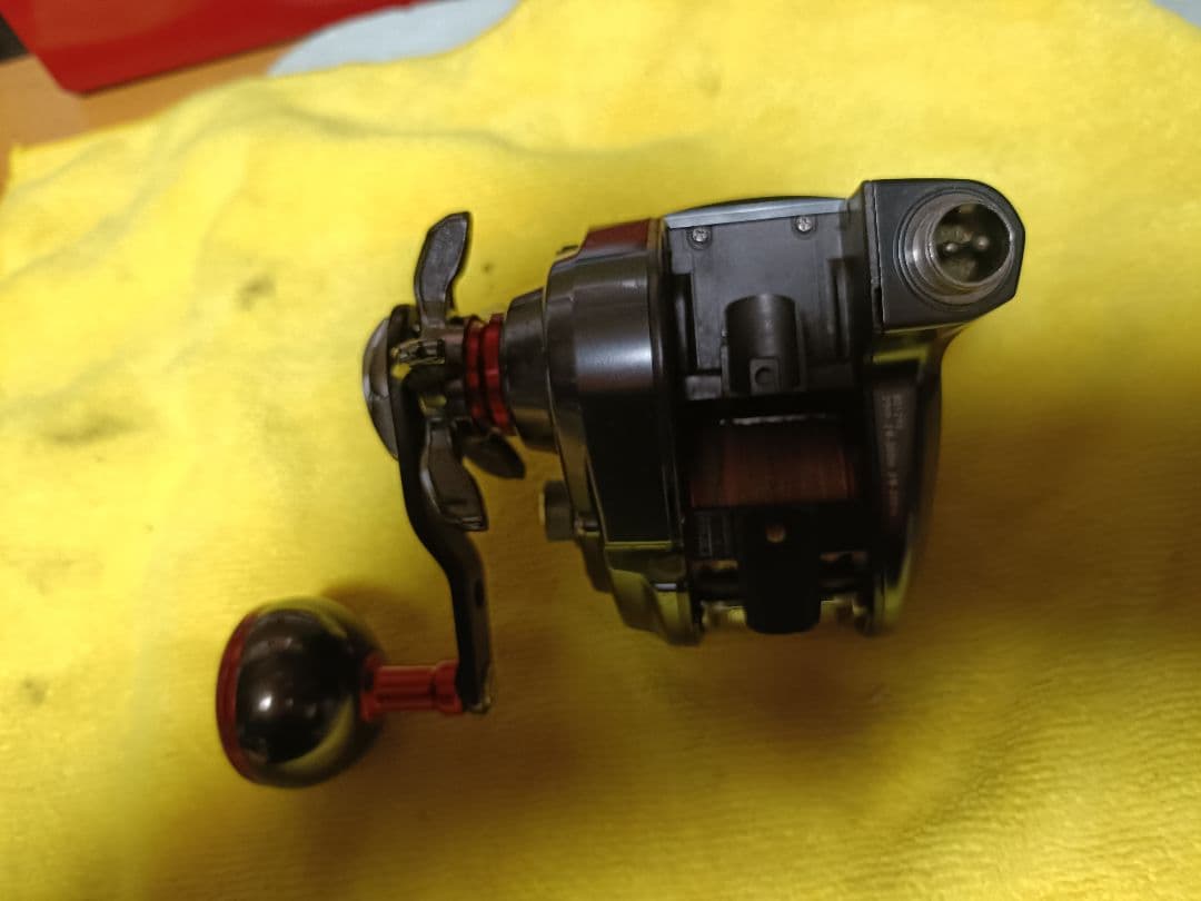 DAIWA19 シーボーグ200J右ハンドル　ジャンク ダイワ