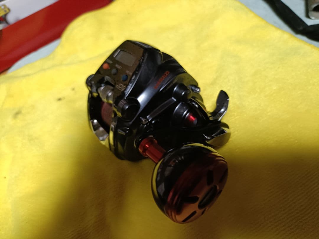 DAIWA19 シーボーグ200J右ハンドル　ジャンク ダイワ