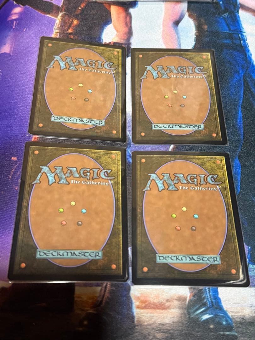 マジックザギャザリング　騙し討ち　ボーダレスfoil4枚セット