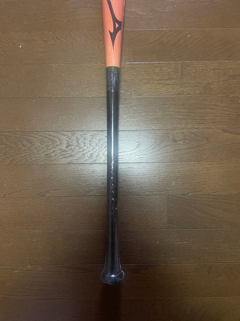 ミズノ　展示会限定　軟式木製バット　アメレッド×ブラック　84cm780g