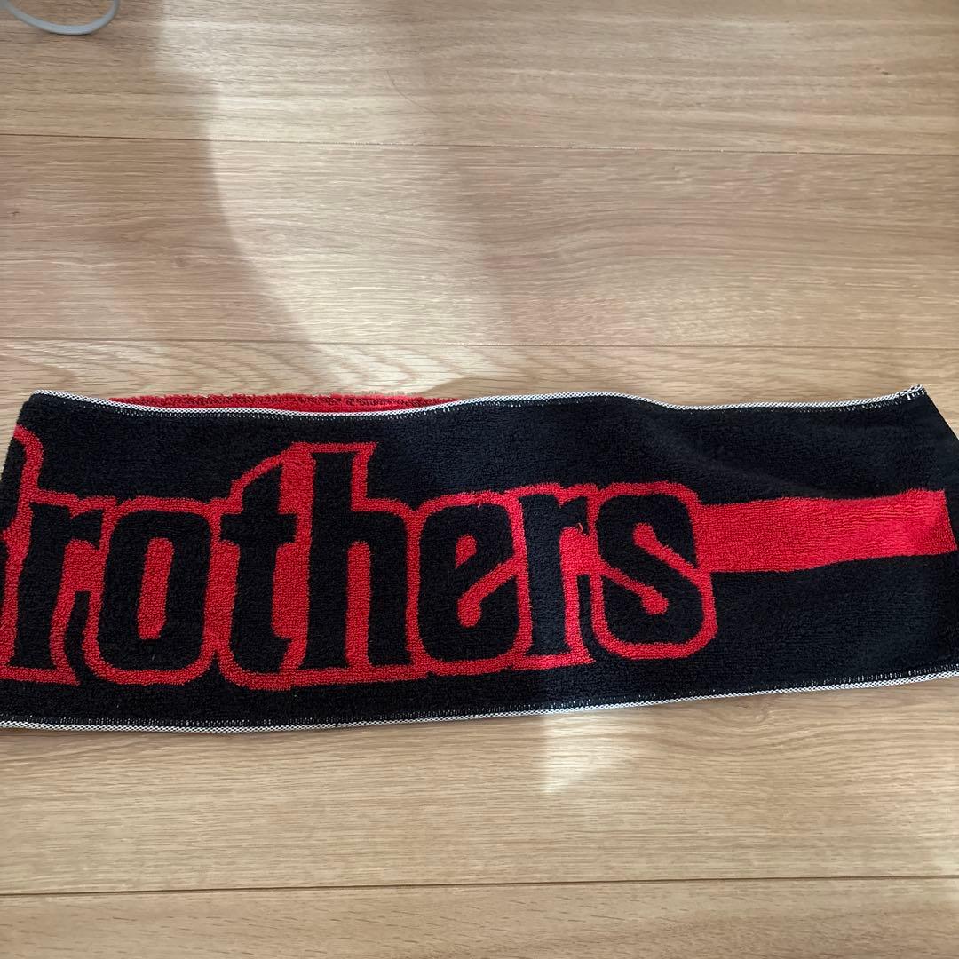 二代目　J Soul Brothers マフラータオル 赤黒