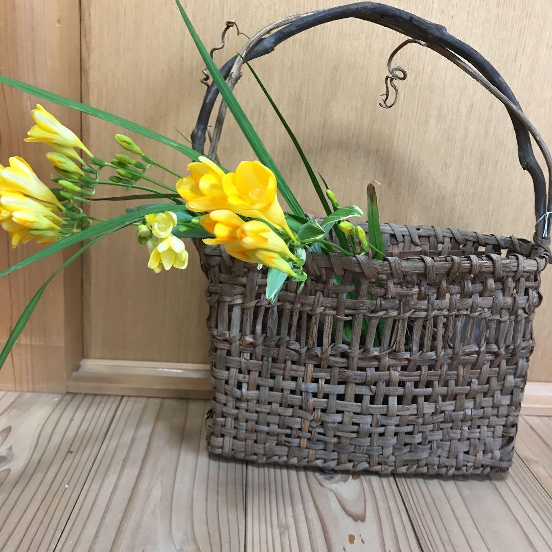 山葡萄の花籠