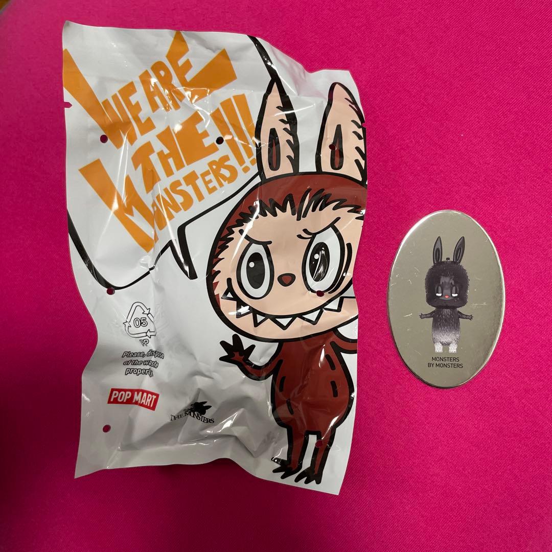 THE MONSTERS 10th Anniversary　ラブブ　シークレット