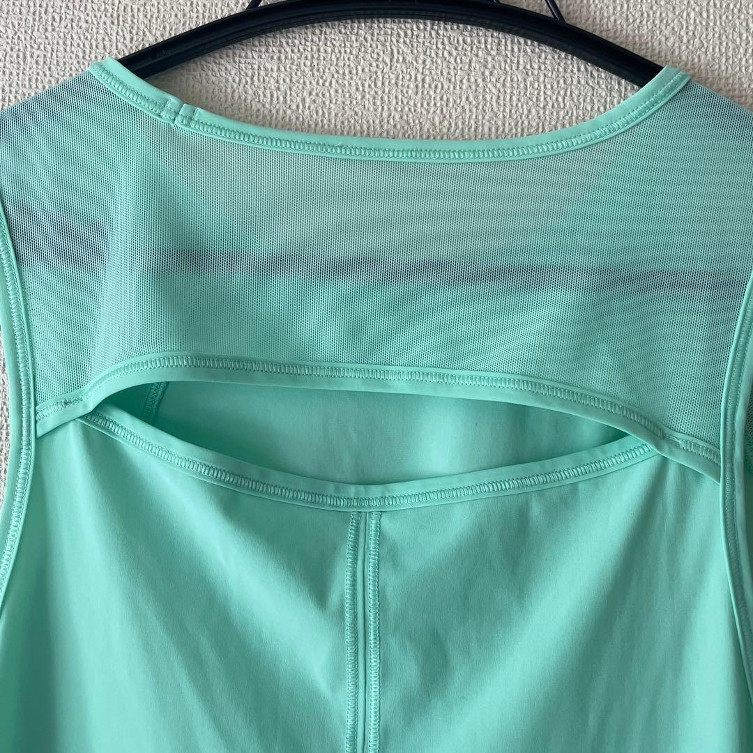 ルルレモンlululemon グリーンスカルプタンクトップ　サイズ6