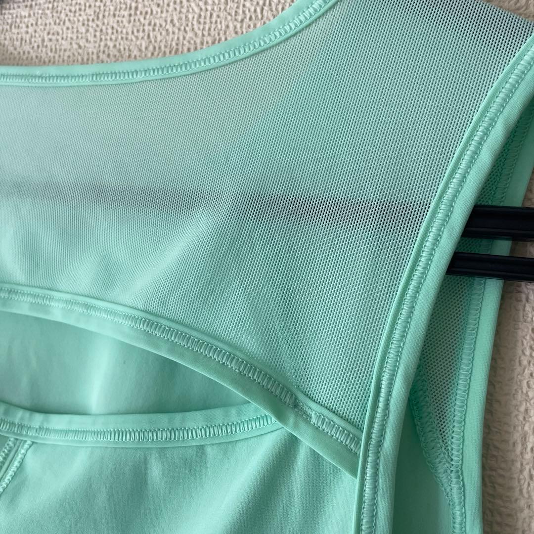 ルルレモンlululemon グリーンスカルプタンクトップ　サイズ6