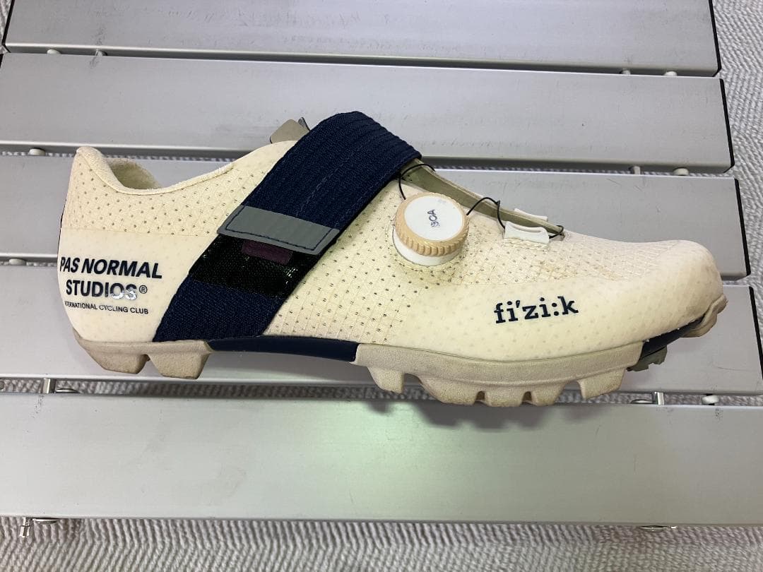 PNS x Fizik Ferox Carbonグラベルシューズ size 42