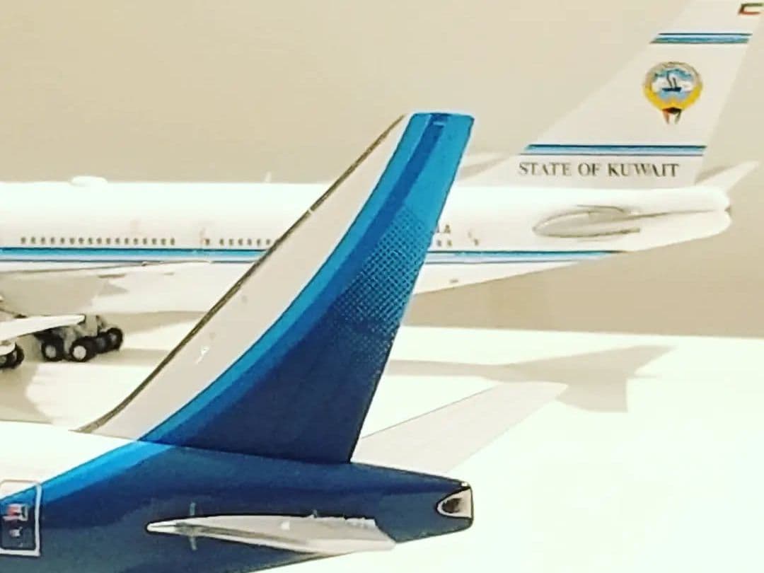 Kuwait Airways ボーイング777-300 1/400