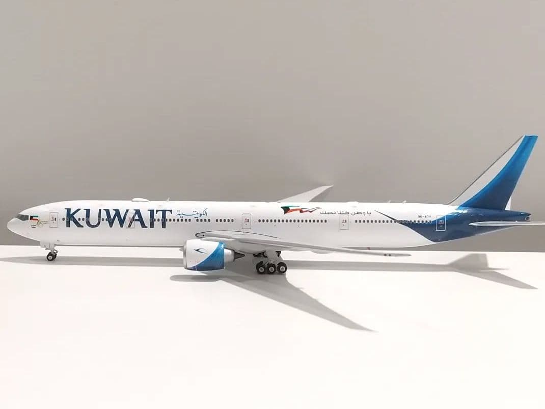 Kuwait Airways ボーイング777-300 1/400