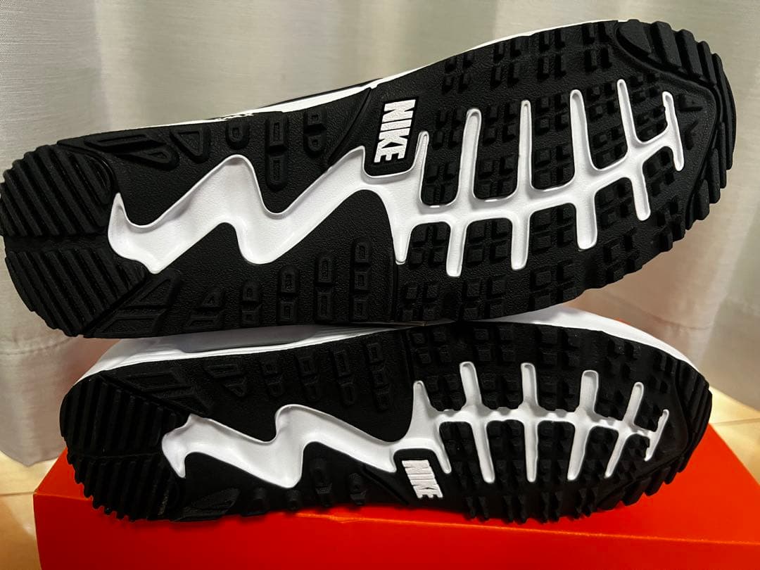 【新品未使用】 NIKE AIR MAX ゴルフシューズ　24.5