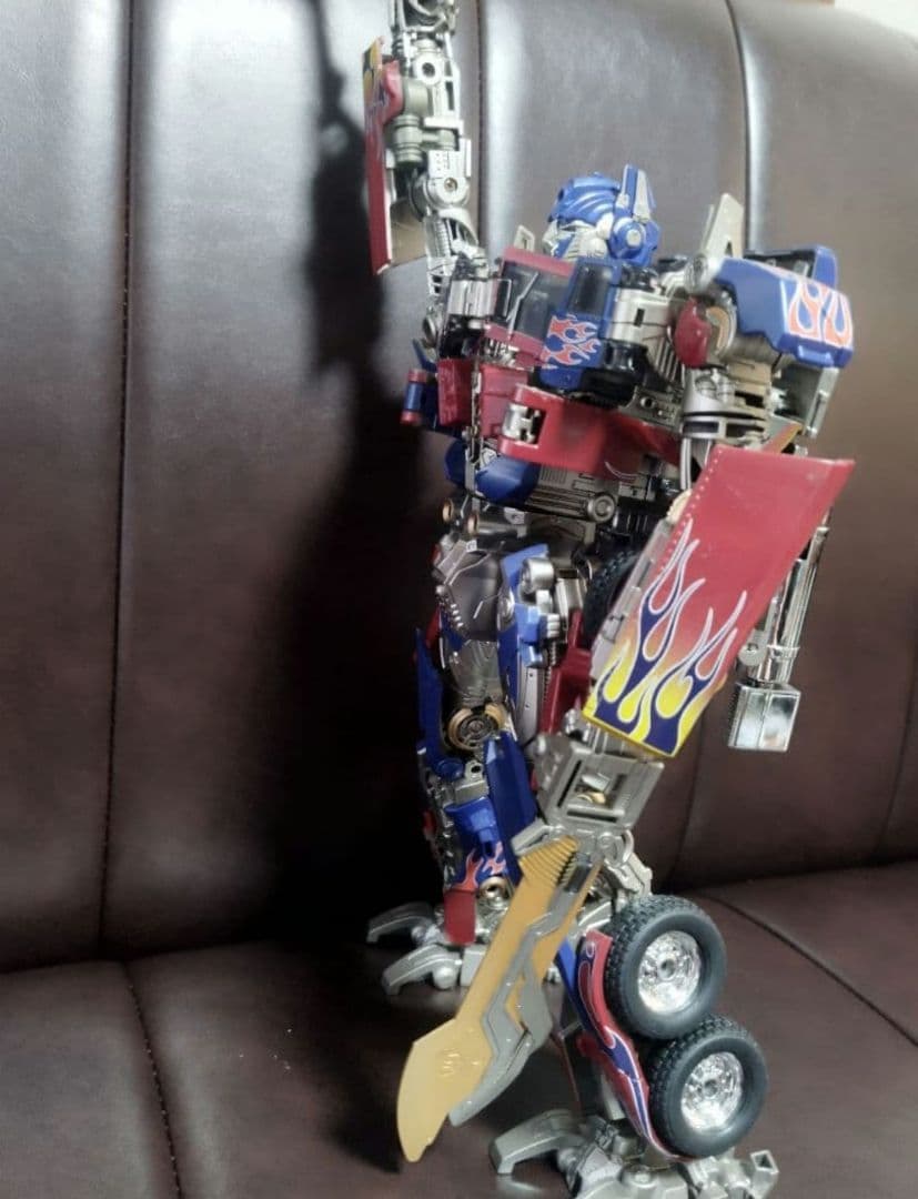 Sレア商品！トランスフォーマー オプティマス オプティマスプライム フィギュア