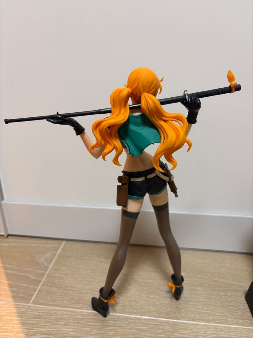 ワンピース フラッグダイヤモンドシップ ナミ　レイジュ　ビビ フィギュア