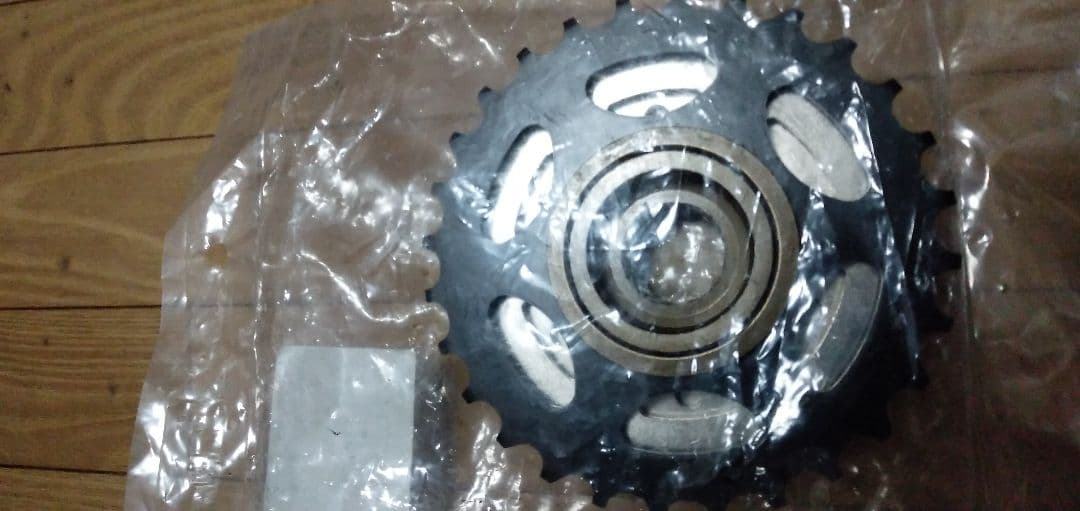 シマノ　ボスフリー　MF-HG37-7　7速　＊13T-28T＊