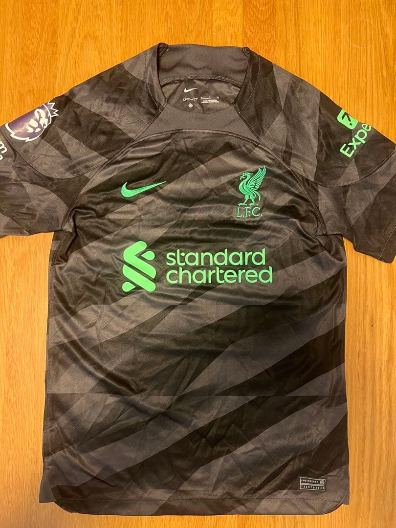 Liverpool FCゴールキーパーシャツ,パンツ Nike2022-2023