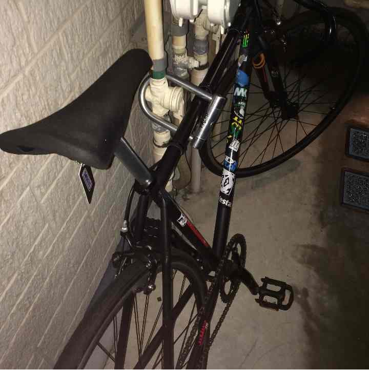 自転車本体 Haro Bikes