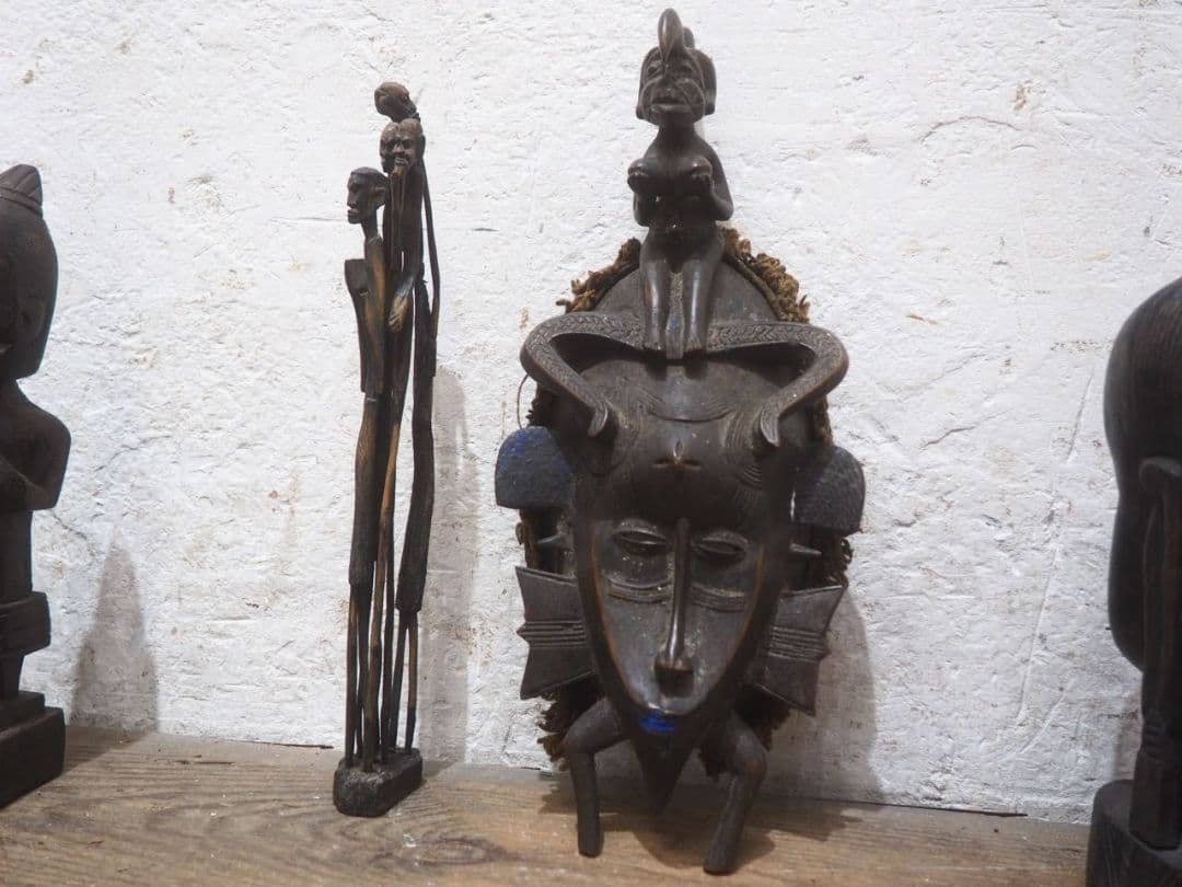 11体セット　オブジェ　木彫り　彫刻　置き物　アフリカ　民族　アート　インテリア