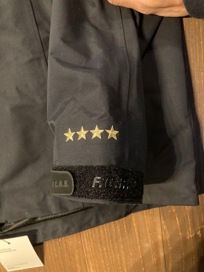 SOPH F.C.Real Bristol ピステ・ウィンドブレーカー M