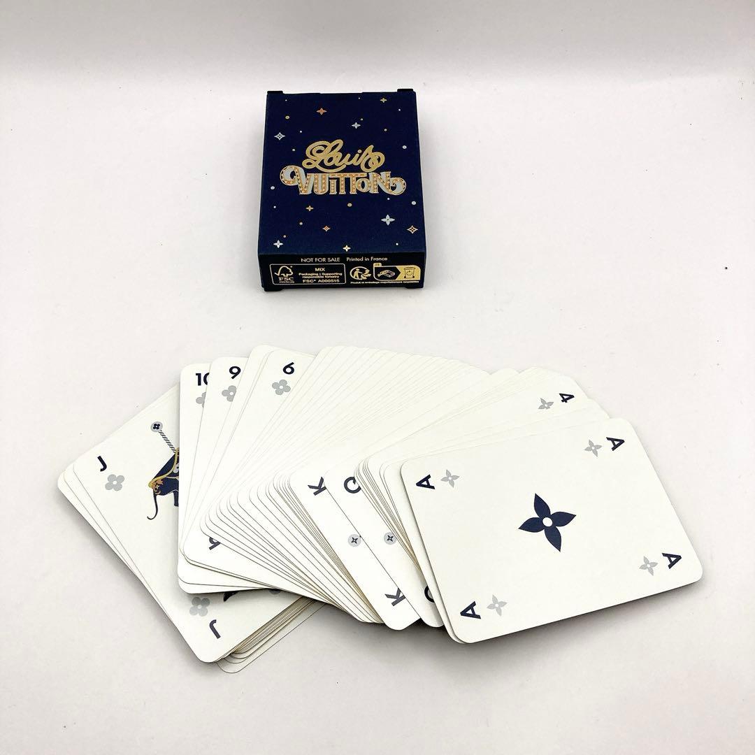 新品未使用✨LOUIS VUITTON トランプ 2024 限定 箱 布袋付き