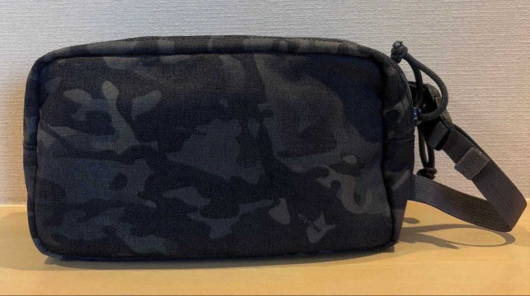 ☆超美品＆メーカー欠品中☆TURF DOUBLE ZIP POUCH 1000D