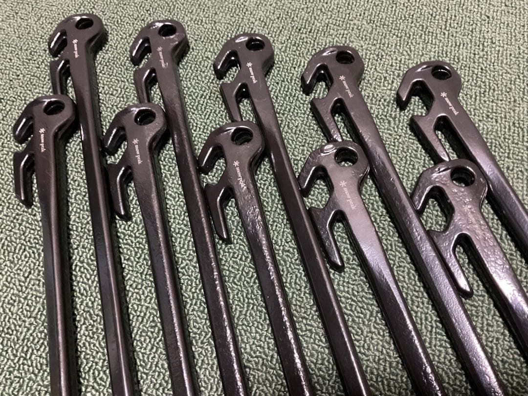 新品 ソリッドステークデルタ 40 10本 ペグ スノーピーク
