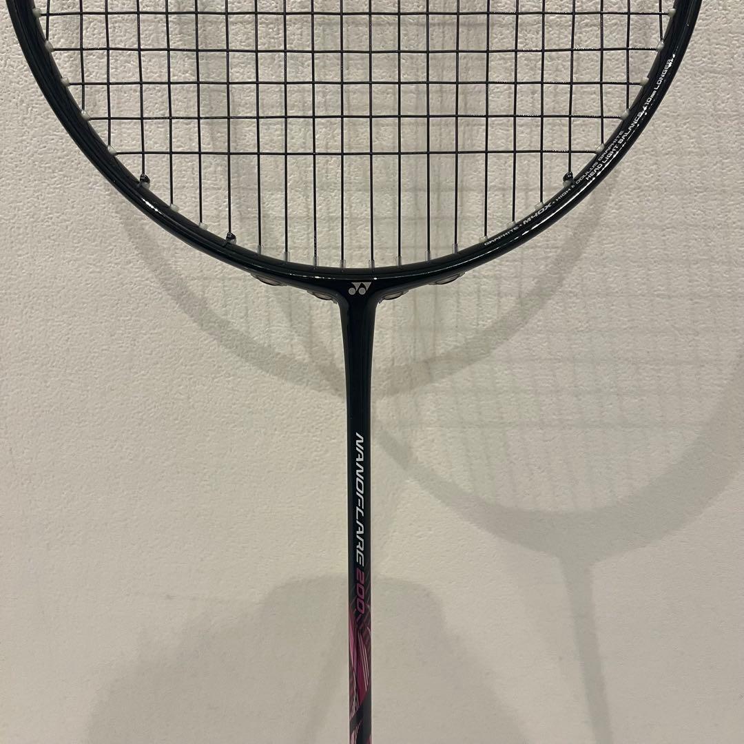 【超美品】YONEXヨネックス ナノフレア200 バドミントンラケット4U G5