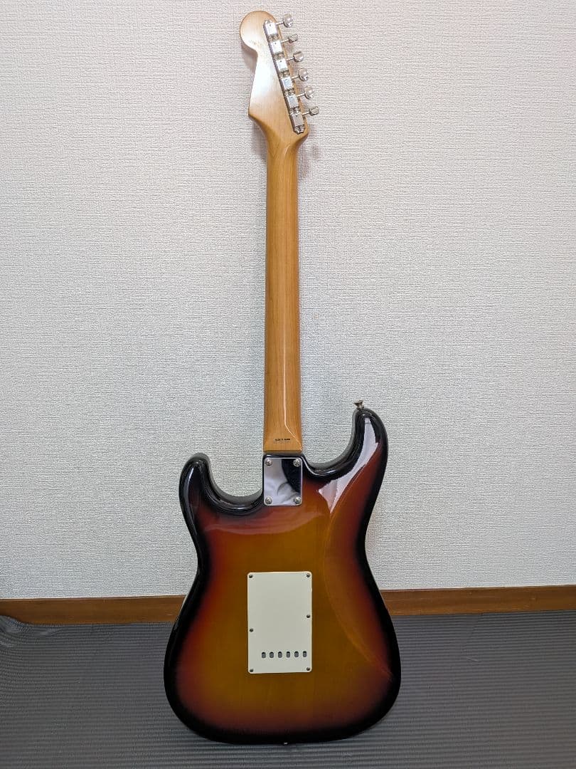 Fender Japan ストラトキャスター ST62 サンバースト Nシリアル