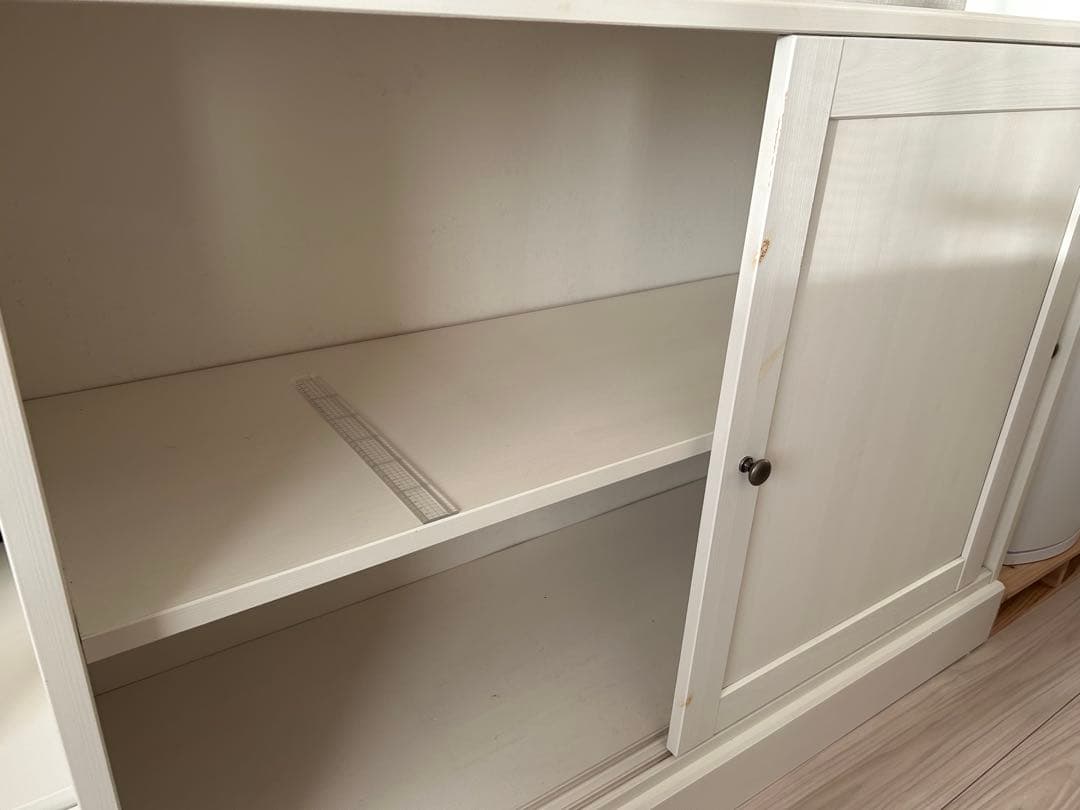 IKEA Havsta (ホワイトキャビネット)