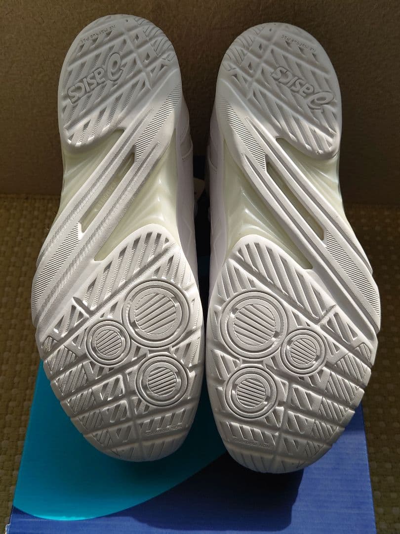 ASICS GELTRIFORCE 3 ホワイト 32.0 cm