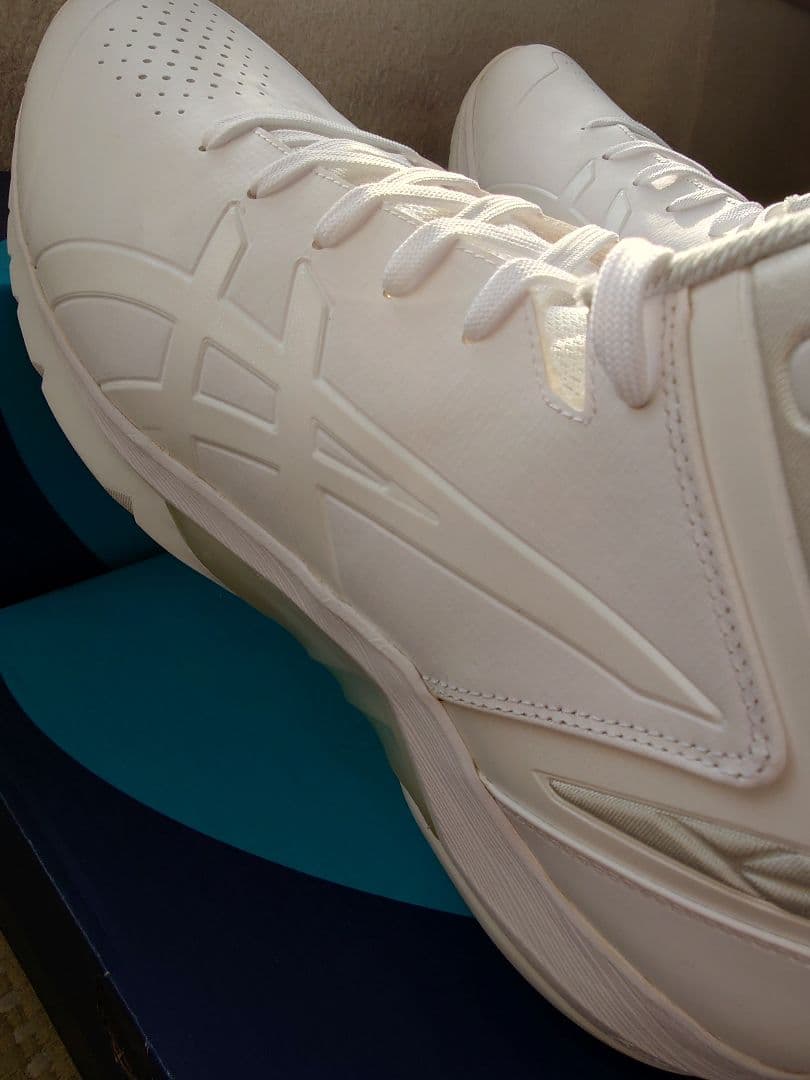 ASICS GELTRIFORCE 3 ホワイト 32.0 cm