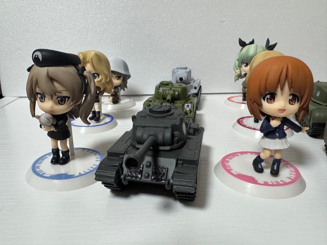 ちびきゅん　ガールズ&パンツァー劇場版　キャラ&戦車セット　全種類　ガルパン