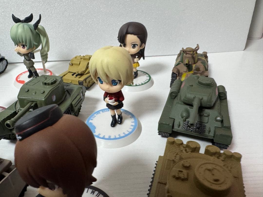 ちびきゅん　ガールズ&パンツァー劇場版　キャラ&戦車セット　全種類　ガルパン