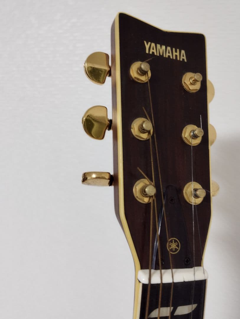 アコースティックギターyamaha fg-401wb