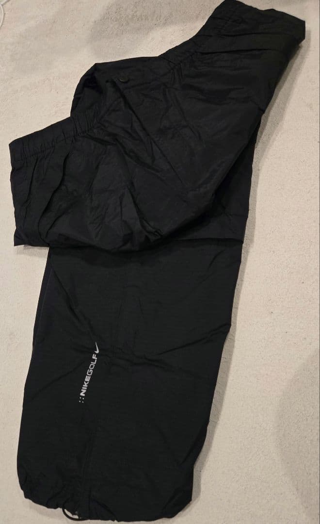 【美品】 NIKEGOLF レインウェアSTORM-FIT（Black/XXL）