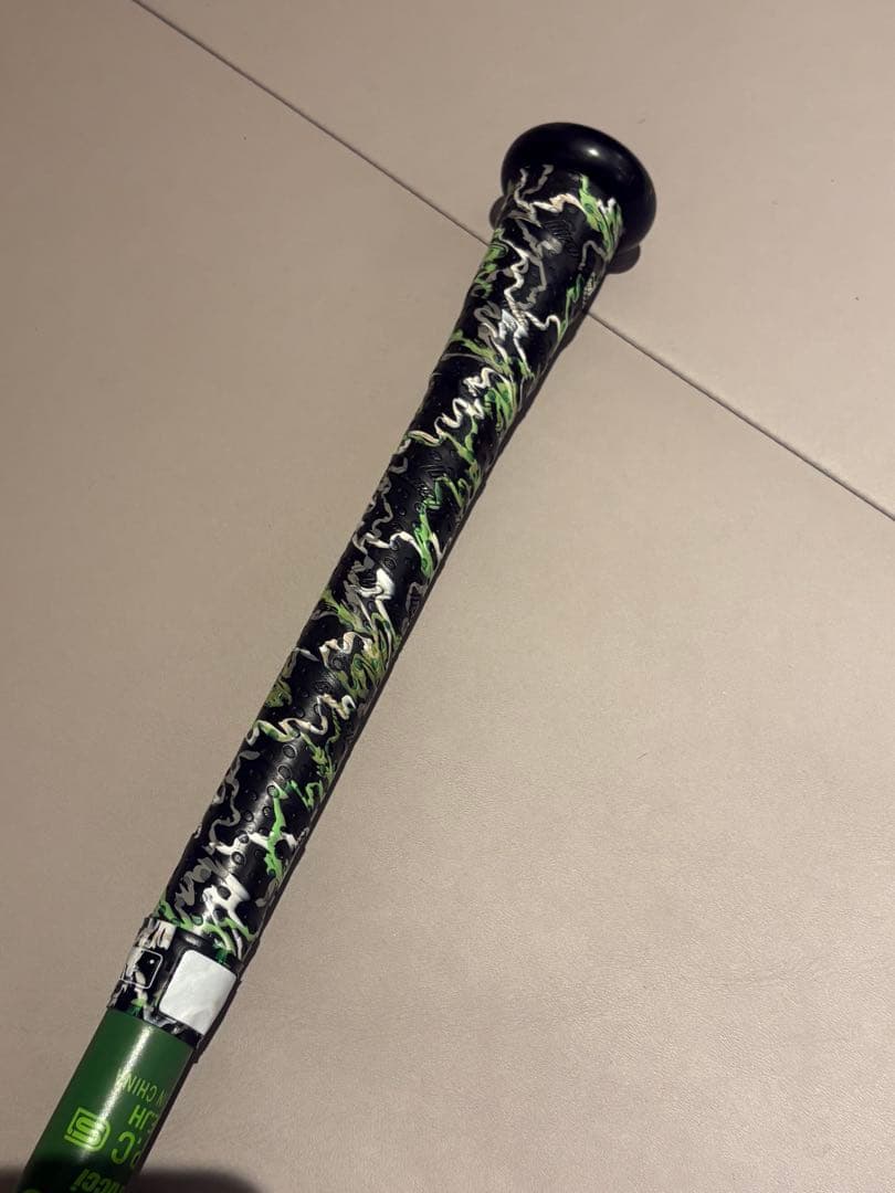 Marucci ワニクラッシャーマックス84cm 軟式バット