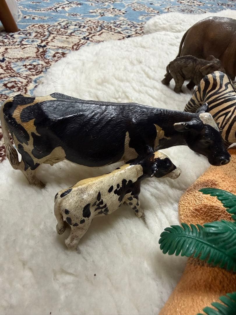 シュライヒ　動物フィギュアセット（ライオン、フラミンゴなど、川、岩など）