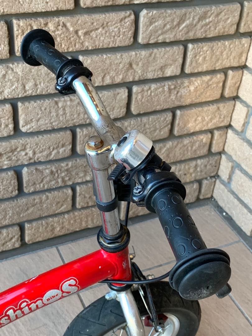 へんしんバイク レッド　赤　バランスバイクHensihn Bike 10インチ