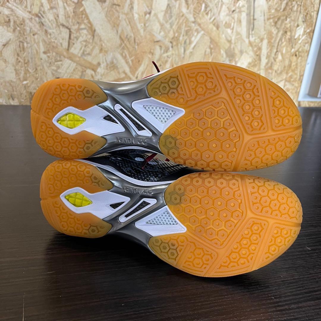 【美品】YONEX バドミントンシューズ　パワークッション　26.0cm