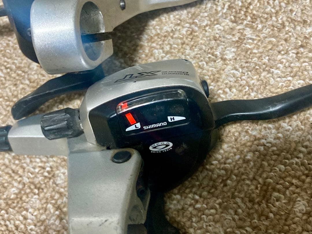 シマノ DEORE XT ST-M760 デュアルコントロールレバー 3×9速