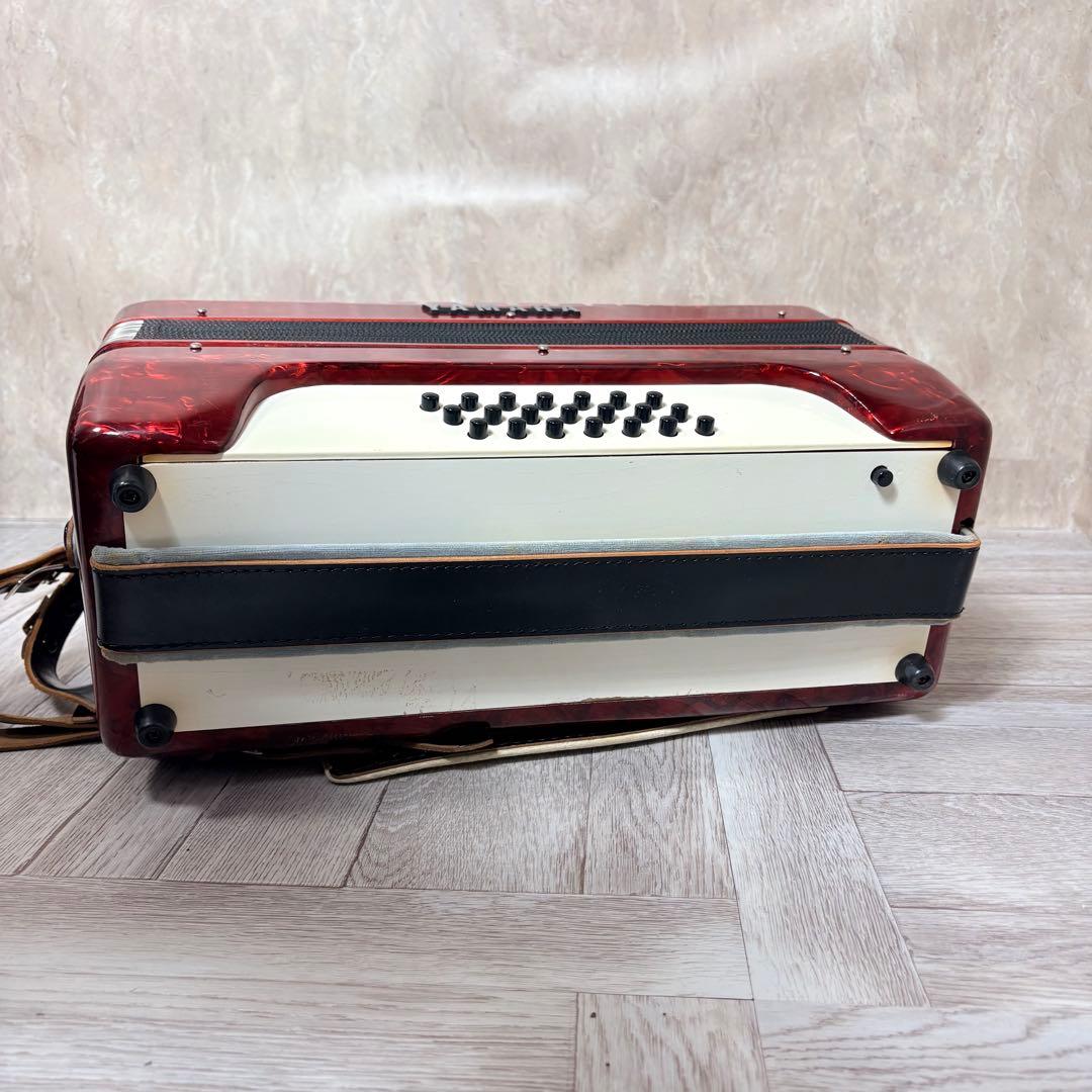 美品 YAMAHA アコーディオン YA-21 32鍵盤 21ベース ケース付