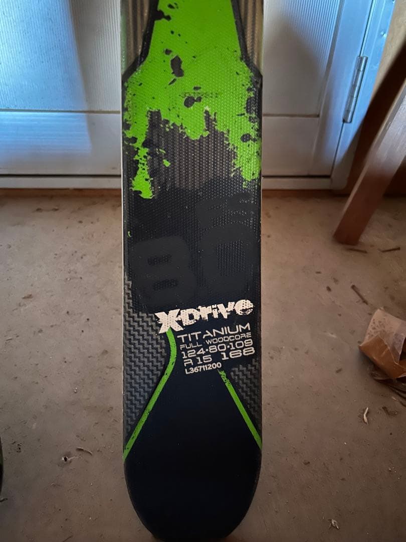 Salomon XDrive Titanium スキー