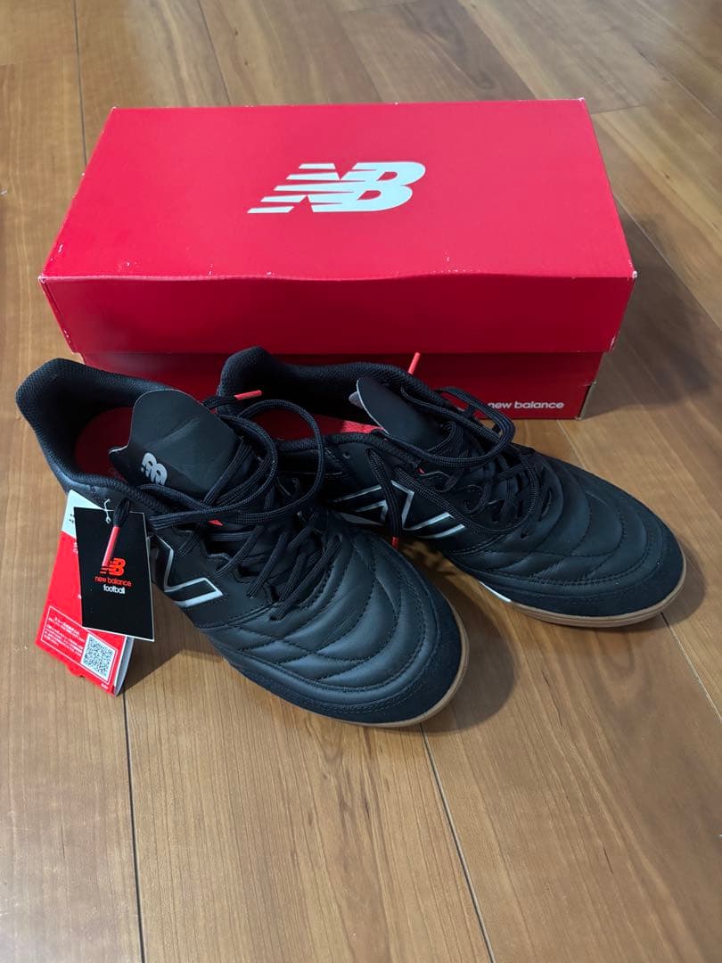 New Balance 442 フットサルシューズ　インドア用　黒