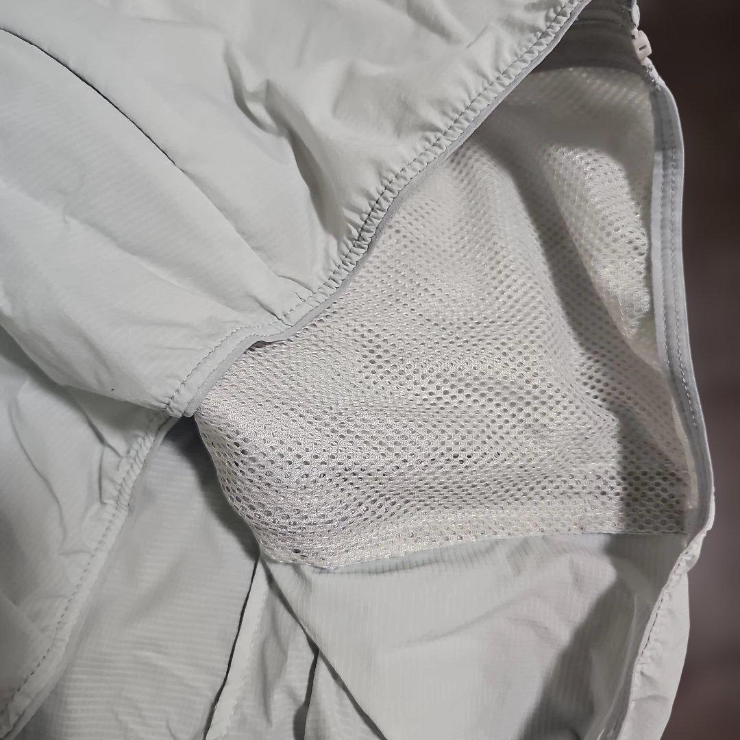 THE NORTH FACE ウィンドブレーカー ホワイトグレー