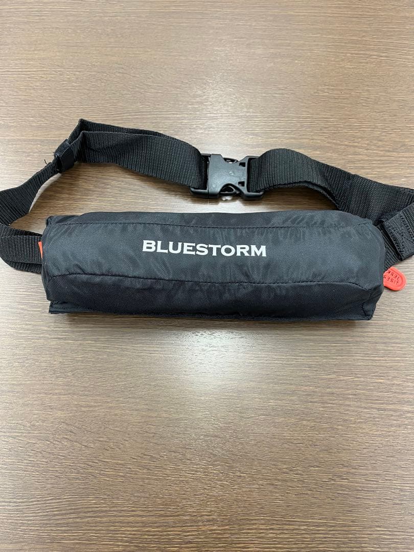 BLUESTORM BSJ-9320RS ブラックライフジャケット