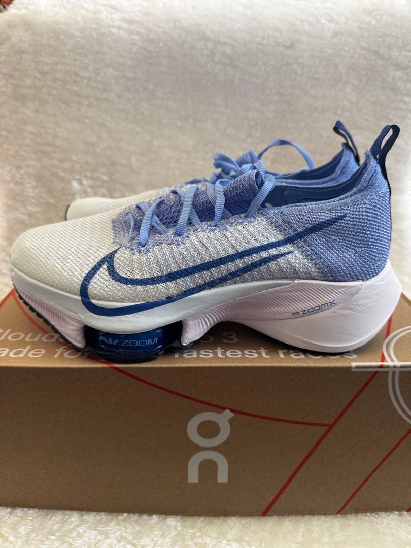 スパイク・シューズ Nike Air Zoom Tempo Next% flyknit 23cm