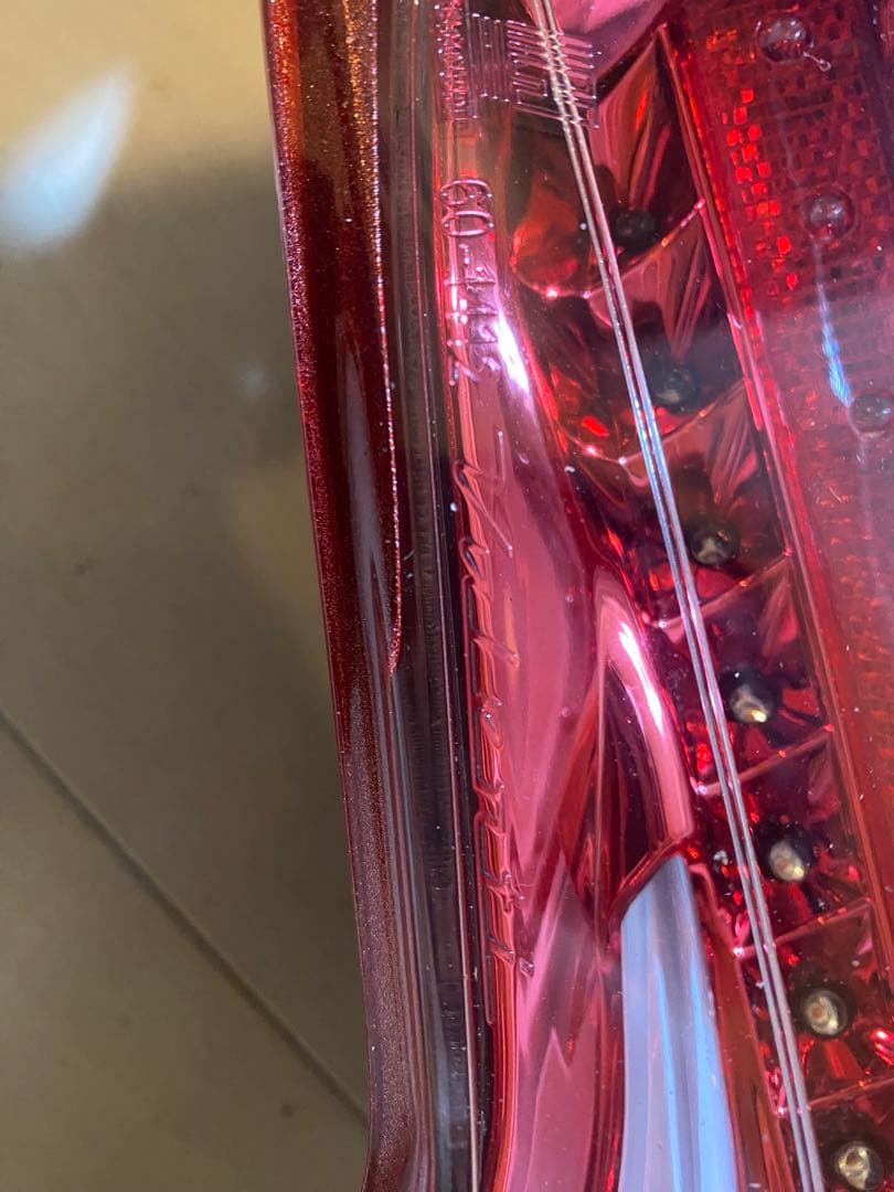 zn6 バレンティ　テールランプ