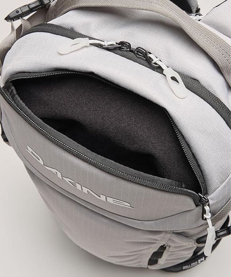 新品・タグ付✨DAKINE ダカイン HELI PRO 24L バックパック 黒